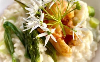 Risotto aux asperges vertes, crevette et l’ail des ours